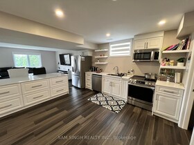 194 Queen Street, Middlesex, ON , MLS #X12128607 , Image - 1