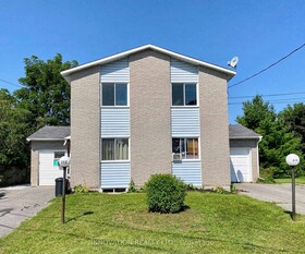 215-217 Woodward Street, Lanark, ON , MLS #X12128720 , Image - 1