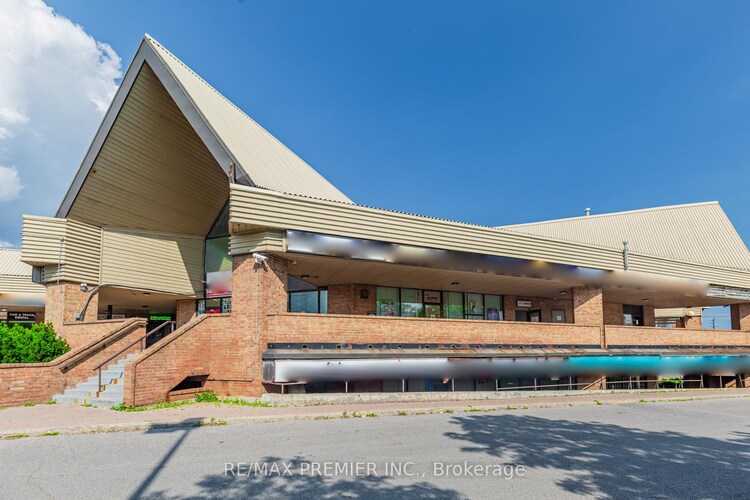 880 Ellesmere Road, Toronto, ON, Dorset Park