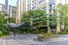 195 St Patrick Street, Toronto, ON