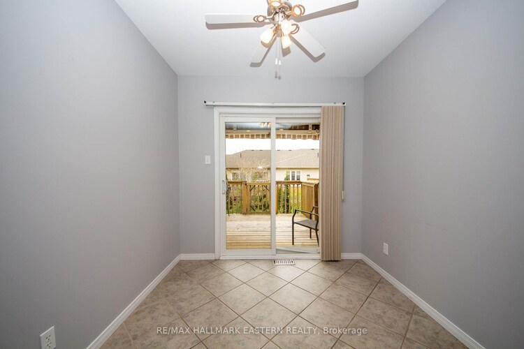 877 Wentworth Street, Peterborough, ON, Otonabee Ward 1