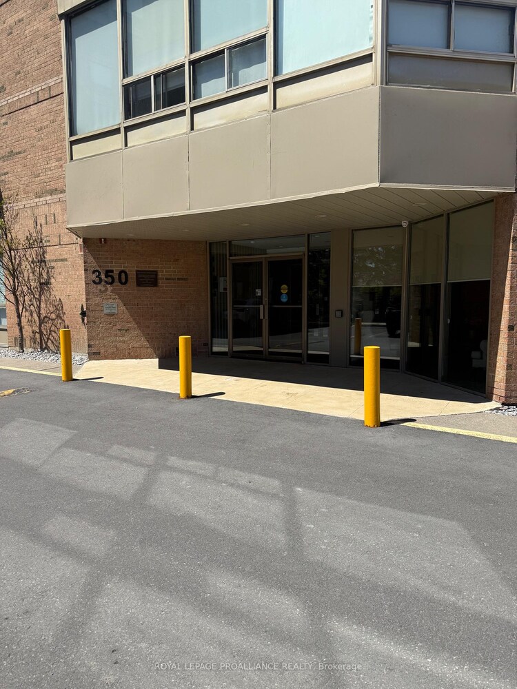 350 Front Street, Belleville, ON, Belleville Ward