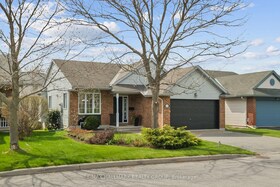 126 Grandpark Circle, Ottawa, ON , MLS #X12128886 , Image - 1
