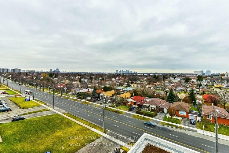 1328 Birchmount Road, Toronto, ON, Wexford-Maryvale