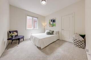 32 Red Giant Street, Richmond Hill, ON