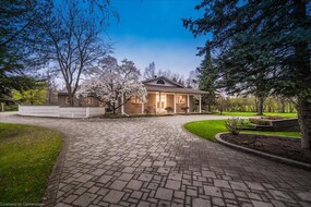 35 Charing Cross, Waterloo, ON