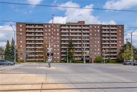 1100 Courtland Avenue E, Waterloo, ON , MLS #40725533 , Image - 1