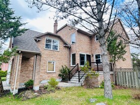 195 Delayne Drive, York, ON , MLS #N12129515 , Image - 1