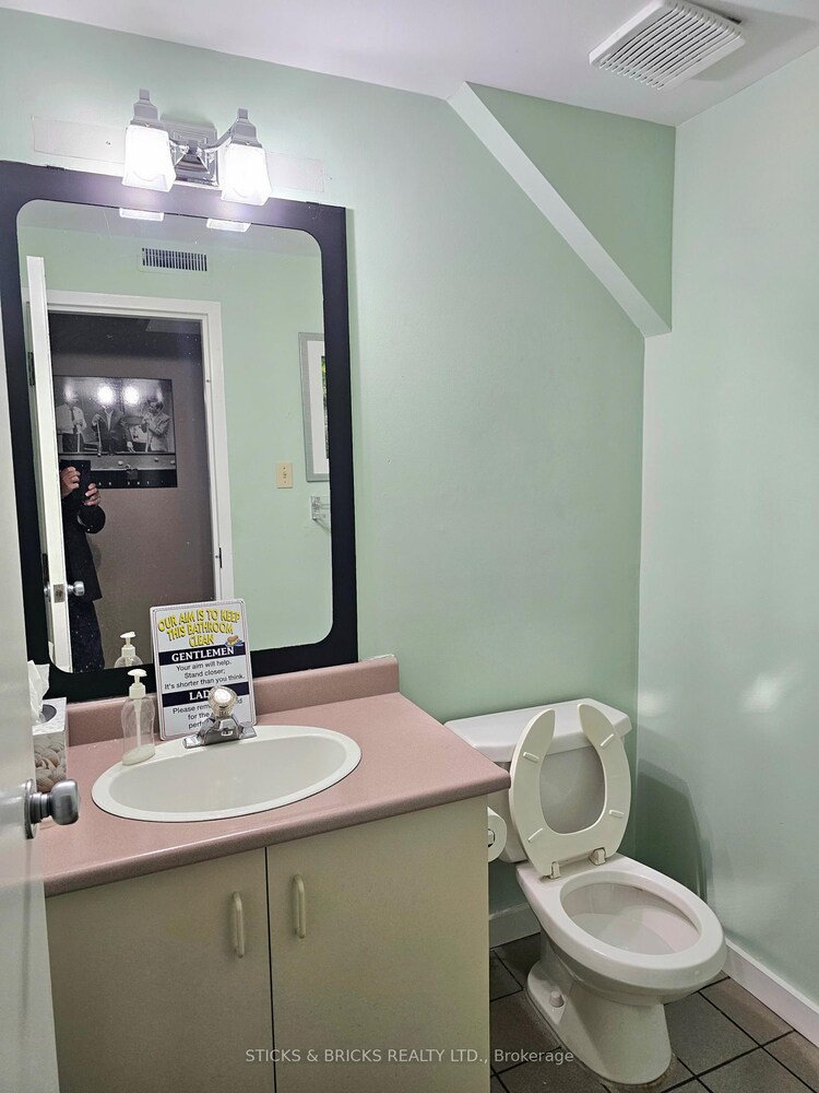 6974 Lundys Lane, Niagara Falls, ON, 216 - Dorchester