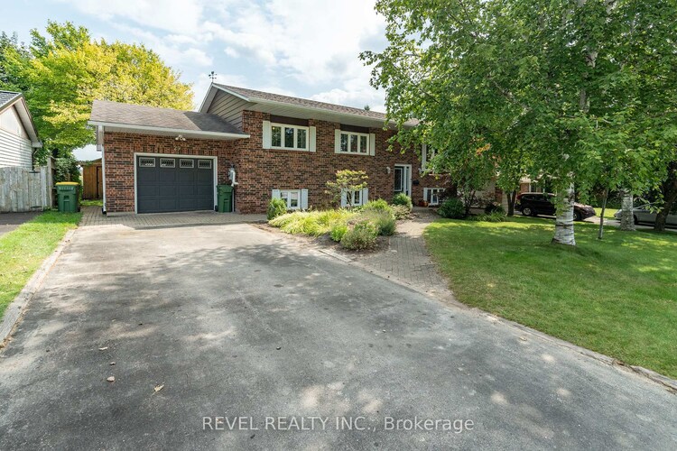 29 Armstrong Crescent, Grey Highlands, ON, Grey Highlands