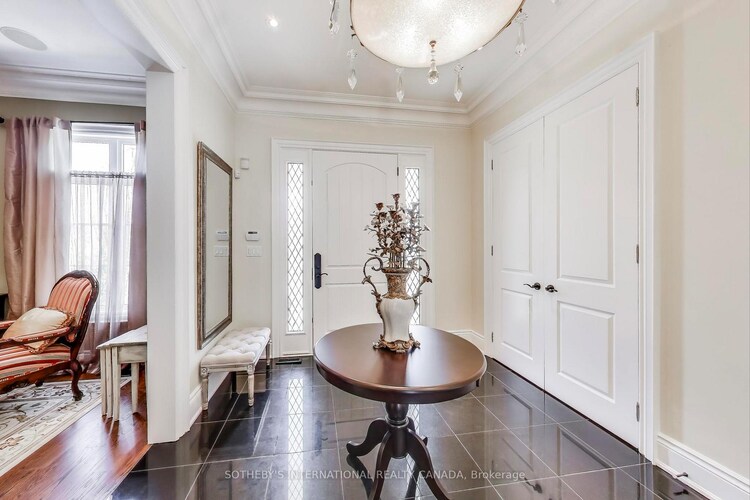 16 St Phillips Road, Toronto, ON, Kingsview Village-The Westway