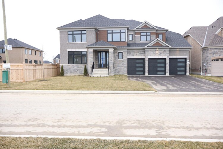 17 Bellflower Crescent, Adjala-Tosorontio, ON, Colgan