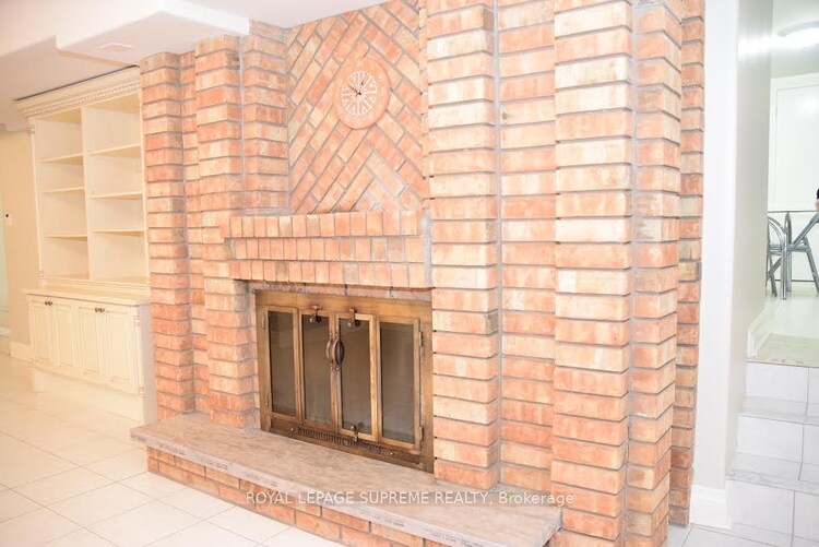 6 Burke Street, Toronto, ON, Newtonbrook West