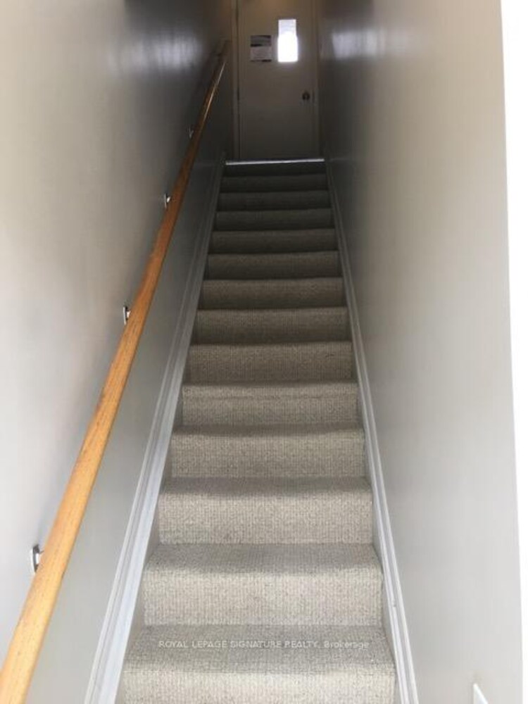 1174 Eglinton Avenue W, Toronto, ON, Forest Hill North