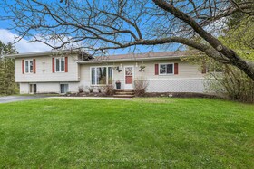 2579 Rideau Ferry Road, Lanark, ON , MLS #X12131905 , Image - 1