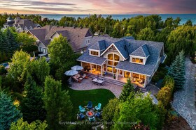 328 SUNSET Boulevard, Grey County, ON , MLS #X12133266 , Image - 1