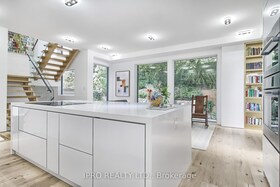 5 Hatton Court, Toronto, ON , MLS #W12425992 , Image - 1