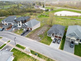 1247 Carfa Crescent, Frontenac, ON , MLS #X12132887 , Image - 1
