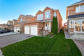 585 Highglen Avenue, York, ON , MLS #N12133777 , Image - 1