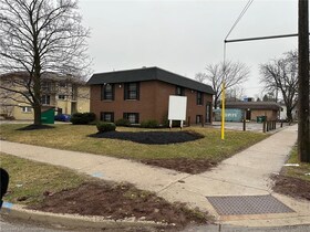 5 Hickory Street E, Waterloo, ON , MLS #40726120 , Image - 1