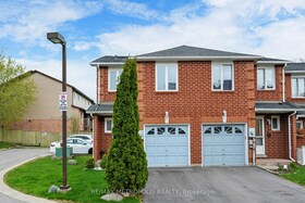 811 Wilson Road N, Durham, ON , MLS #E12364692 , Image - 1