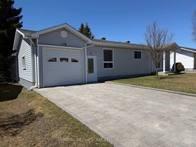 407 Fourteenth Avenue, Cochrane, ON , MLS #T12135230 , Image - 1