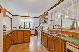 270 Hollywood Drive, Georgina, ON