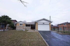 2 Leighton Court, Toronto, ON