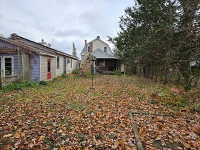 19 Broad Street, Prince Edward, ON , MLS #X12135480 , Image - 1