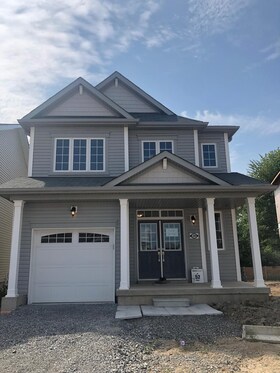 220 Esther Crescent, Niagara, ON