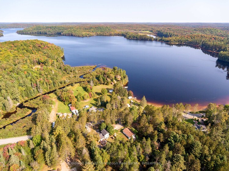 4237 Ravenscliffe Road, Huntsville, ON, Stisted