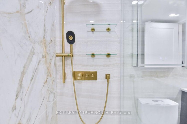 190 Manitoba Street, Toronto, ON, Mimico