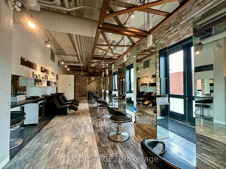 90 Distillery Lane, Toronto, ON, Waterfront Communities C8