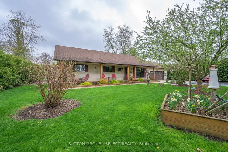 8444 Lazy Lane, Lambton Shores, ON, Thedford