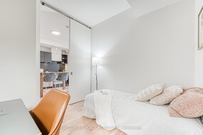 125 Peter Street, Toronto, ON