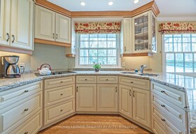 217 Hunt Club Drive, Middlesex, ON , MLS #X12136340 , Image - 1
