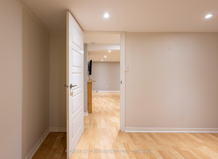 96 Glen Davis Crescent, Toronto, ON, East End-Danforth