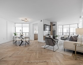 7420 Bathurst Street N, York, ON , MLS #N12790296 , Image - 1