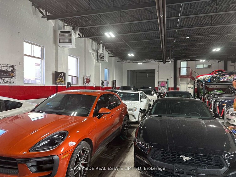 5 Tangiers Road, Toronto, ON, York University Heights