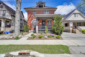 922 Queens Avenue, Middlesex, ON , MLS #X12136858 , Image - 1