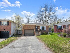 40 Engel Crescent, Simcoe, ON , MLS #S12137289 , Image - 1