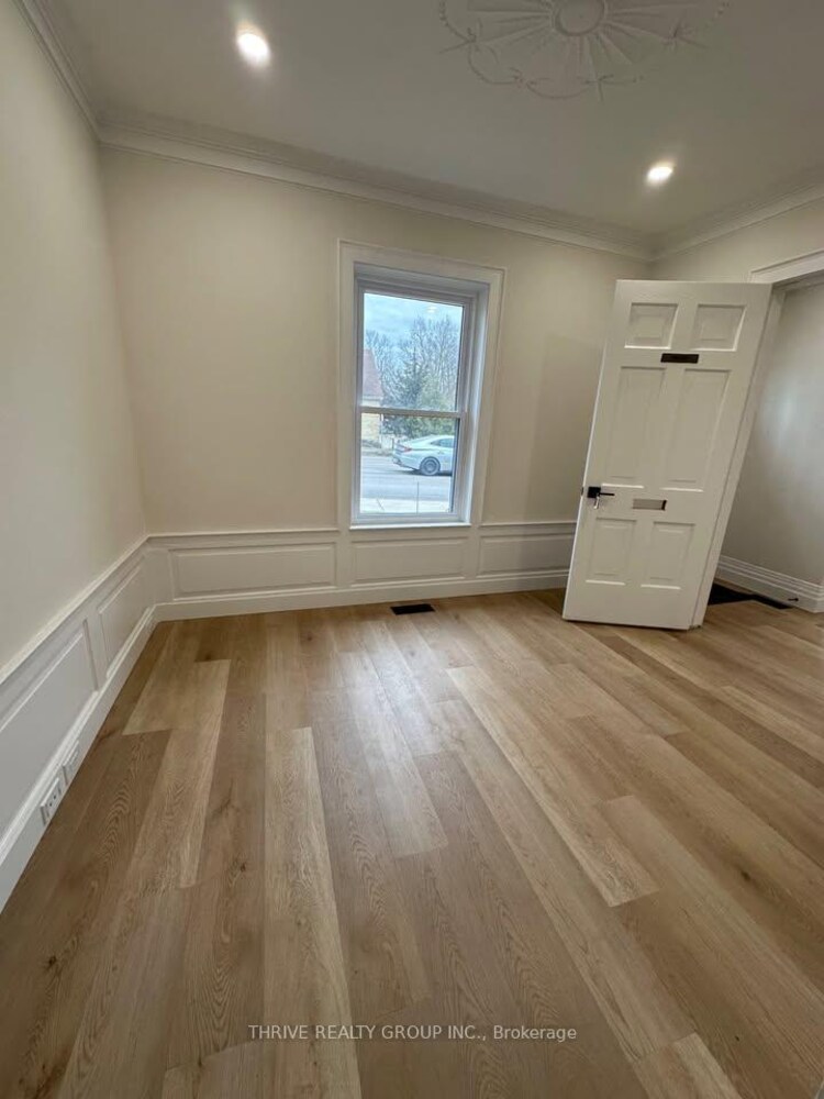 5 Oxford Street W, London East, ON, East F