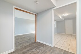 8 Sekura Place, Waterloo, ON