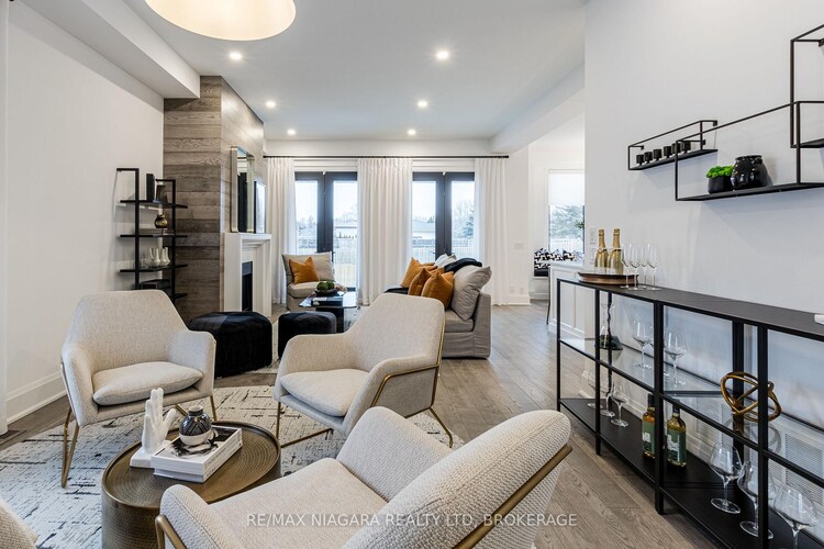 2317 Terravita Drive, Niagara Falls, ON, 206 - Stamford