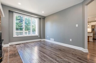 12 Knicely Road, Barrie, ON