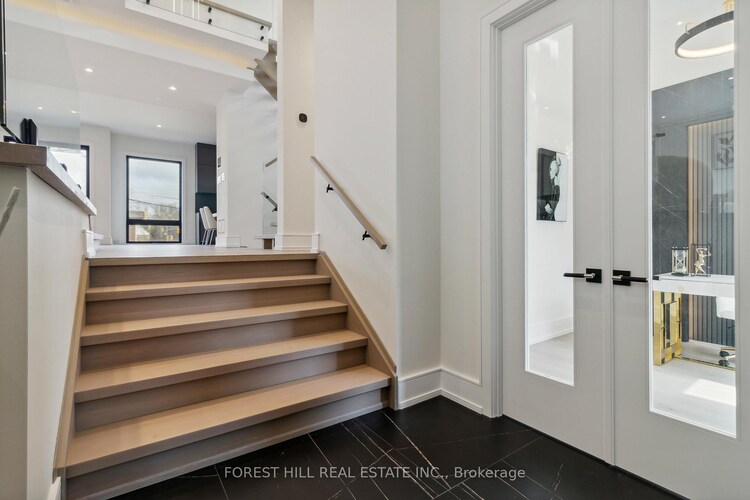 38 Bevdale Road, Toronto, ON, Willowdale West