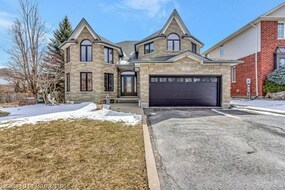 537 Buckingham Boulevard, Waterloo, ON