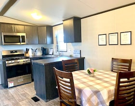 1501 Line 8 Road, Niagara, ON , MLS #X12930984 , Image - 1