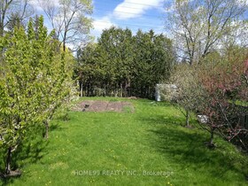 137 Pineway Boulevard, Toronto, ON , MLS #C12139930 , Image - 1