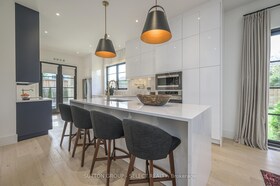 185 Commissioners Road E, Middlesex, ON , MLS #X12441827 , Image - 1